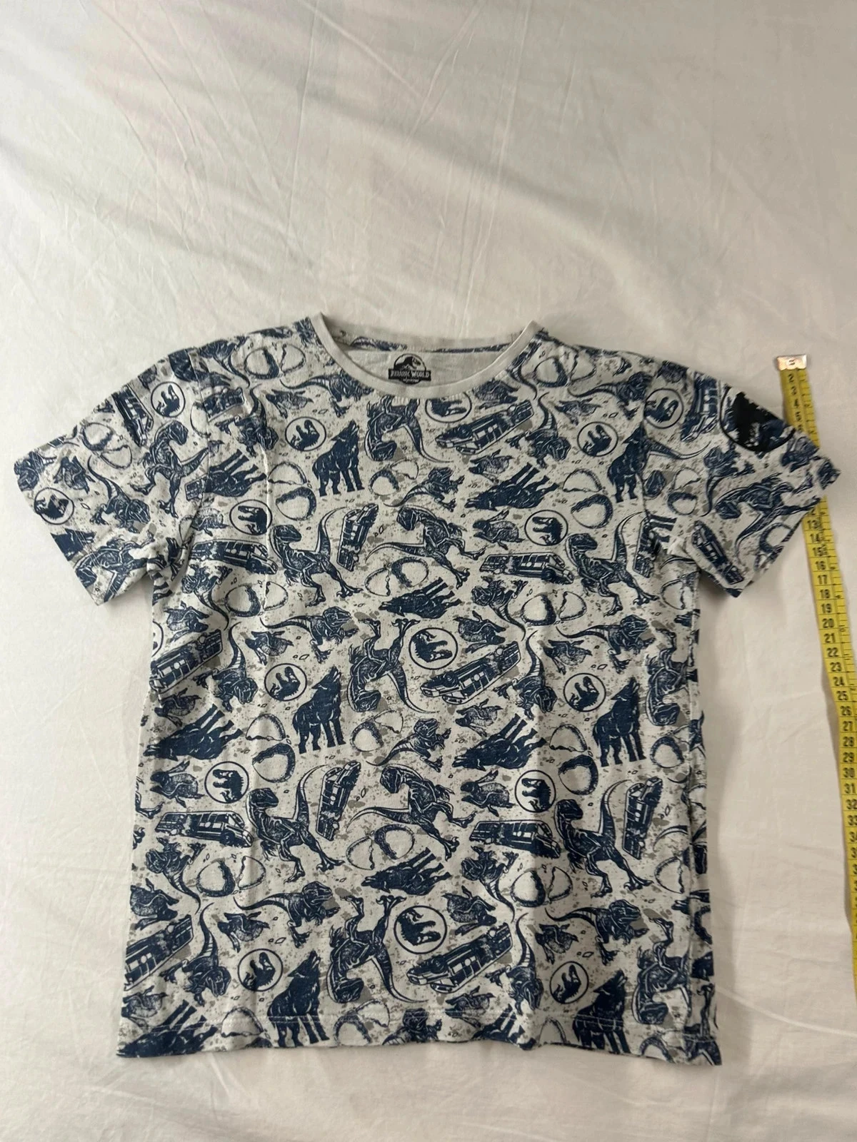 T-shirt azul marinho cinza jurassic world – photo 2